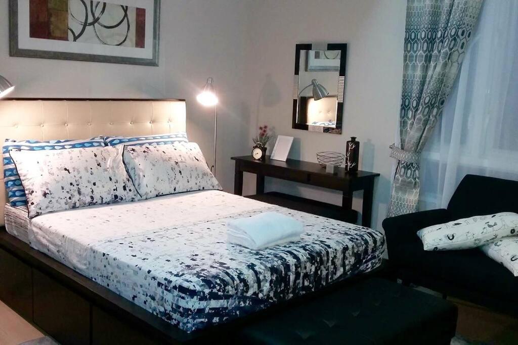 Condotel At 150 Newport Blvd. Near Naia T3 W/ Wifi *