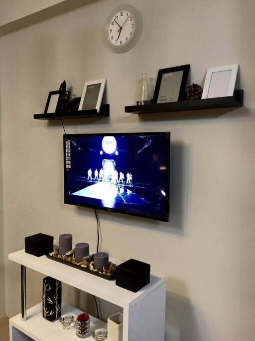 Condotel At 150 Newport Blvd. Near Naia T3 W/ Wifi Apartment