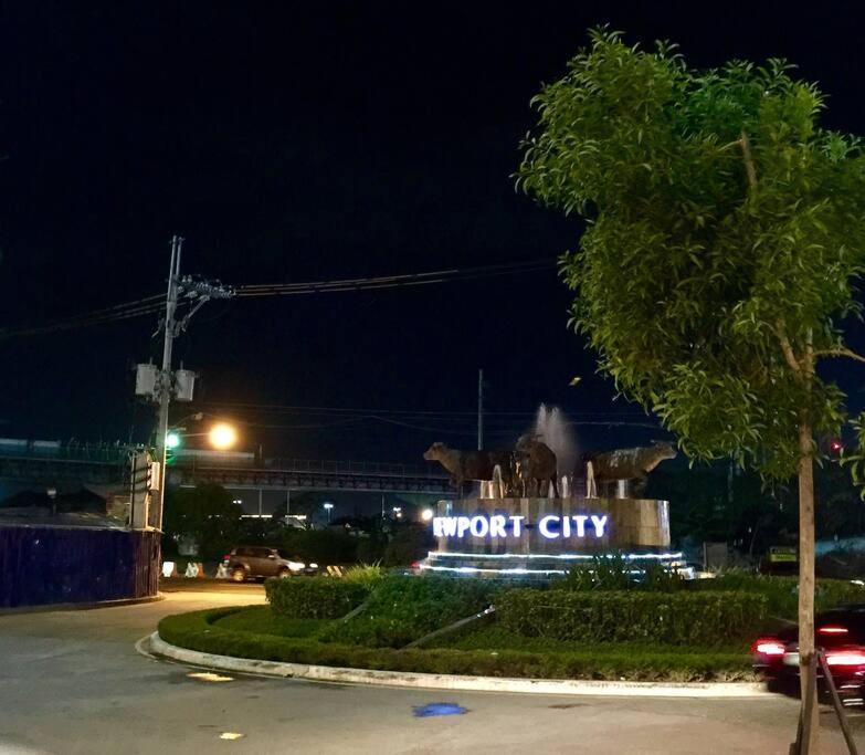 Condotel At 150 Newport Blvd. Near Naia T3 W/ Wifi Manila