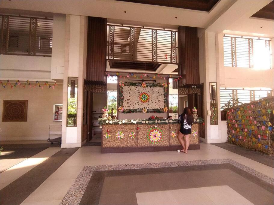 The Layover Queen Br Near Naia T3 Apartment Manila