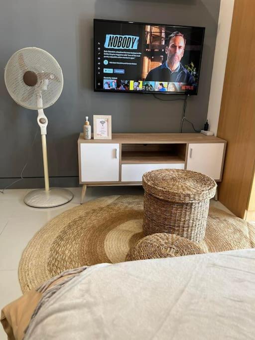 Cozy Viceroy Residences Mckinley Hill Bgc Apartment Manila