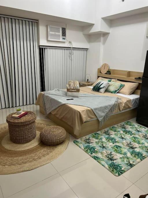 Cozy Viceroy Residences Mckinley Hill Bgc Manila