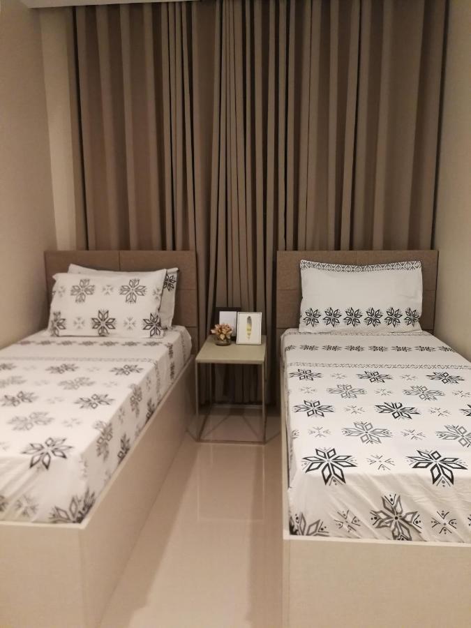 Adria Residences - Sapphire Garden - 2 Bedroom For 4 Person Pousada Manila