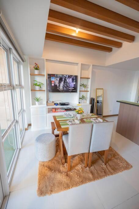 A2j Luxury 1br Balcony Venice Near Malls Apartamento