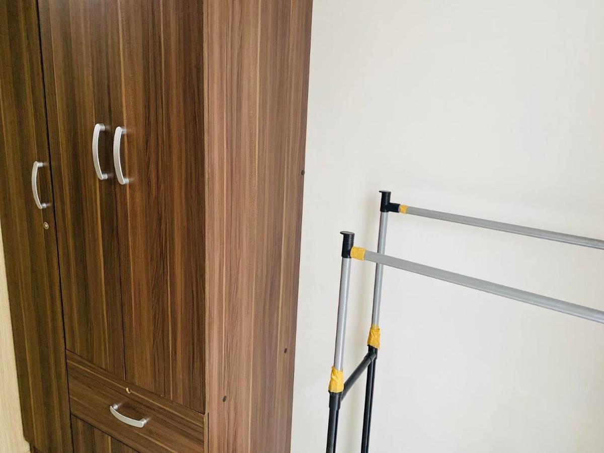 Shore D1,shortwalk Mall Of Near Airport Wifi Apartment *