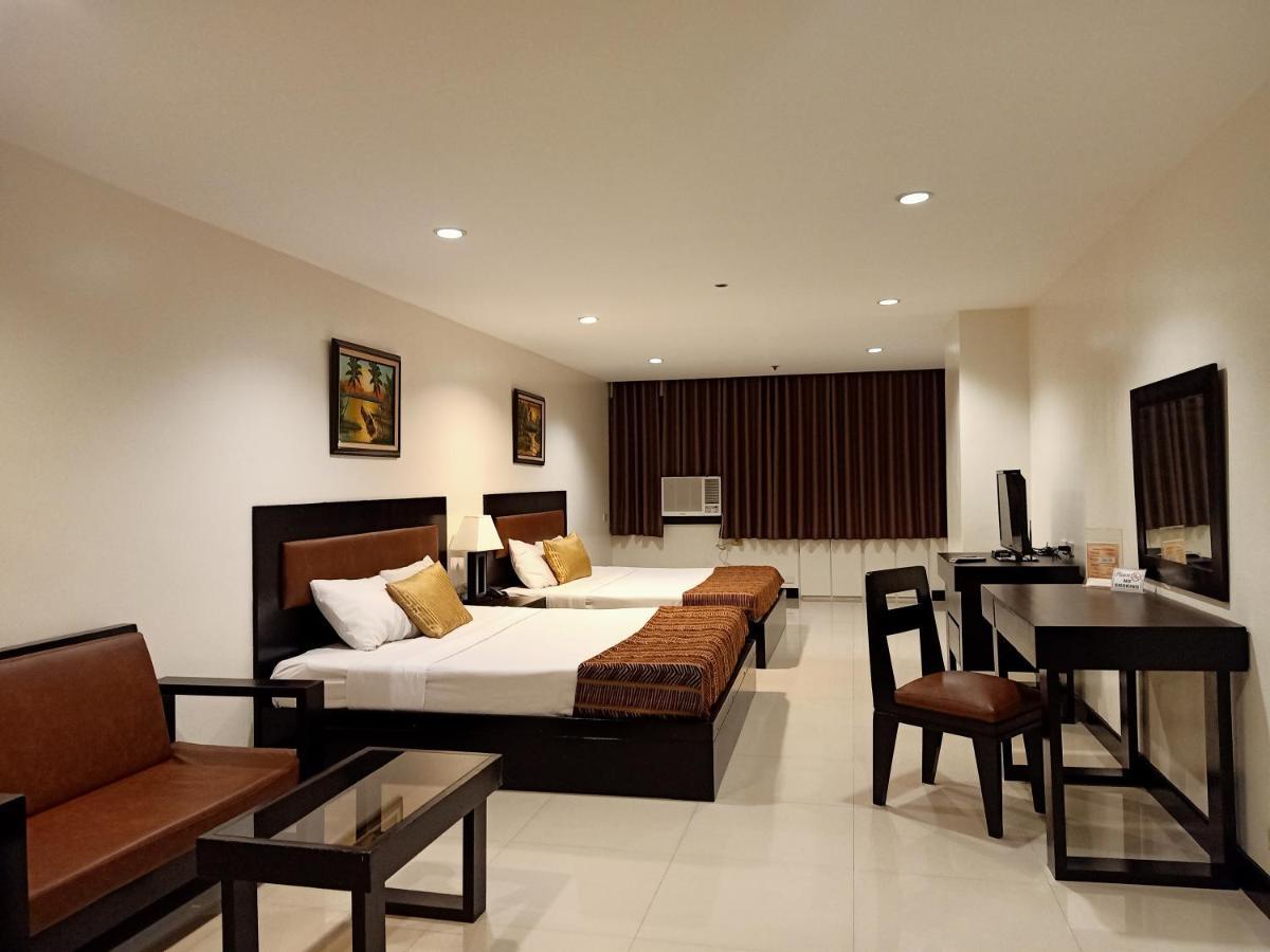 Hotel Paragon Tower