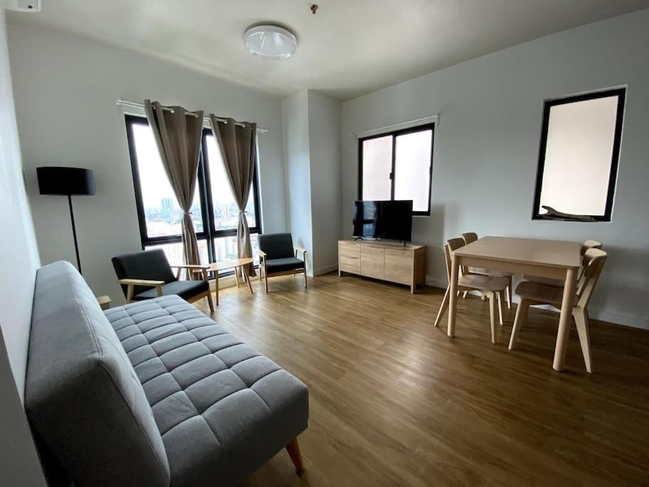 Apartment Modern In Flair Tower South, Mandaluyong Manila