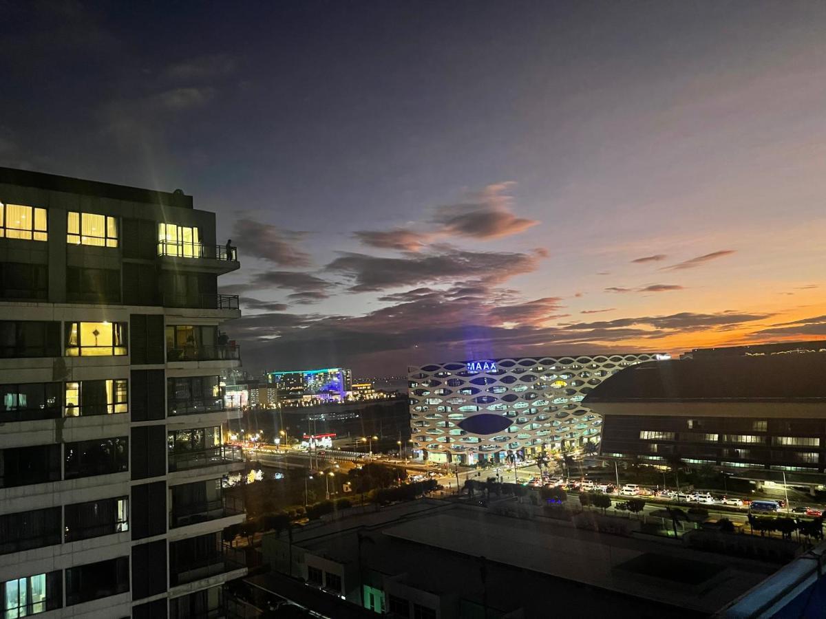 Apartment Premiere Haven At Sea Residences Condominium Manila