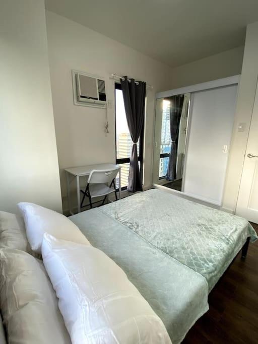 Apartment Modern In Flair Tower South, Mandaluyong Manila