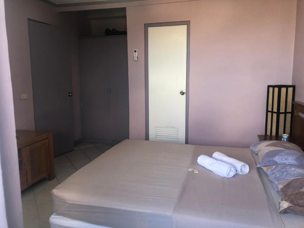 3br 70sqm Free Internet, Penthouse Unit In Ermita, Near Us Embassy Manila