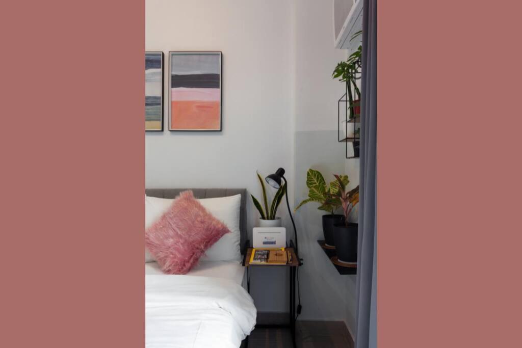 Nature Inspired Studio Near Edsa Greenfield Apartamento