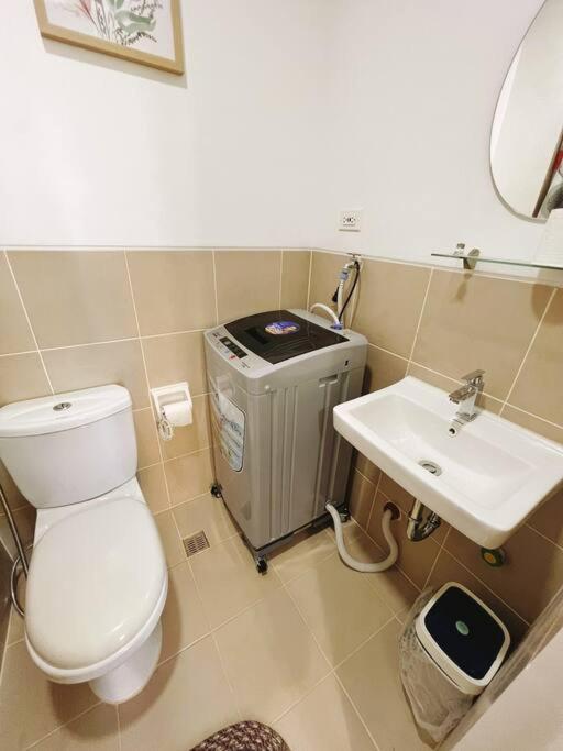 Apartment Sm Southmall 2br Unit With Mall View 709