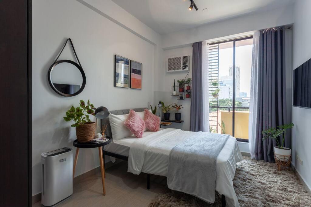 Nature Inspired Studio Near Edsa Greenfield Apartamento