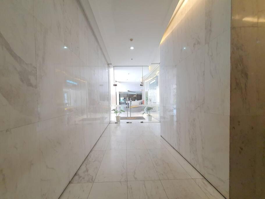 Bgc Taguig Cozy 2 Bedroom Loft, With Stunning Bgc Skyline View! Manila