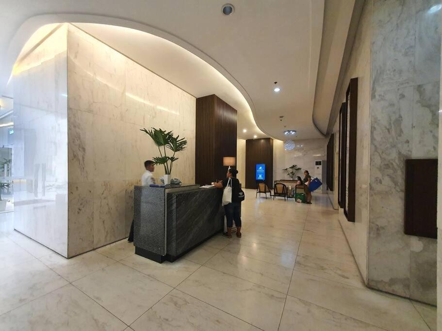 Apartment Bgc Taguig Cozy 2 Bedroom Loft, With Stunning Bgc Skyline View! *