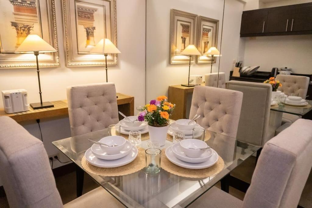 A2j Luxury 1br Near Venice Mall Bgc Taguig Apartment *