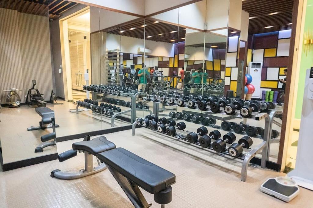 A2j Luxury 1br Near Venice Mall Bgc Taguig Manila