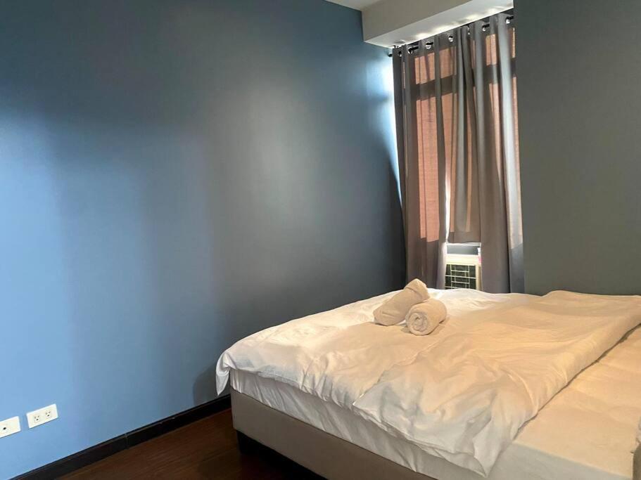 Gramercy Residences Sunset View 1 Bedroom Flat *