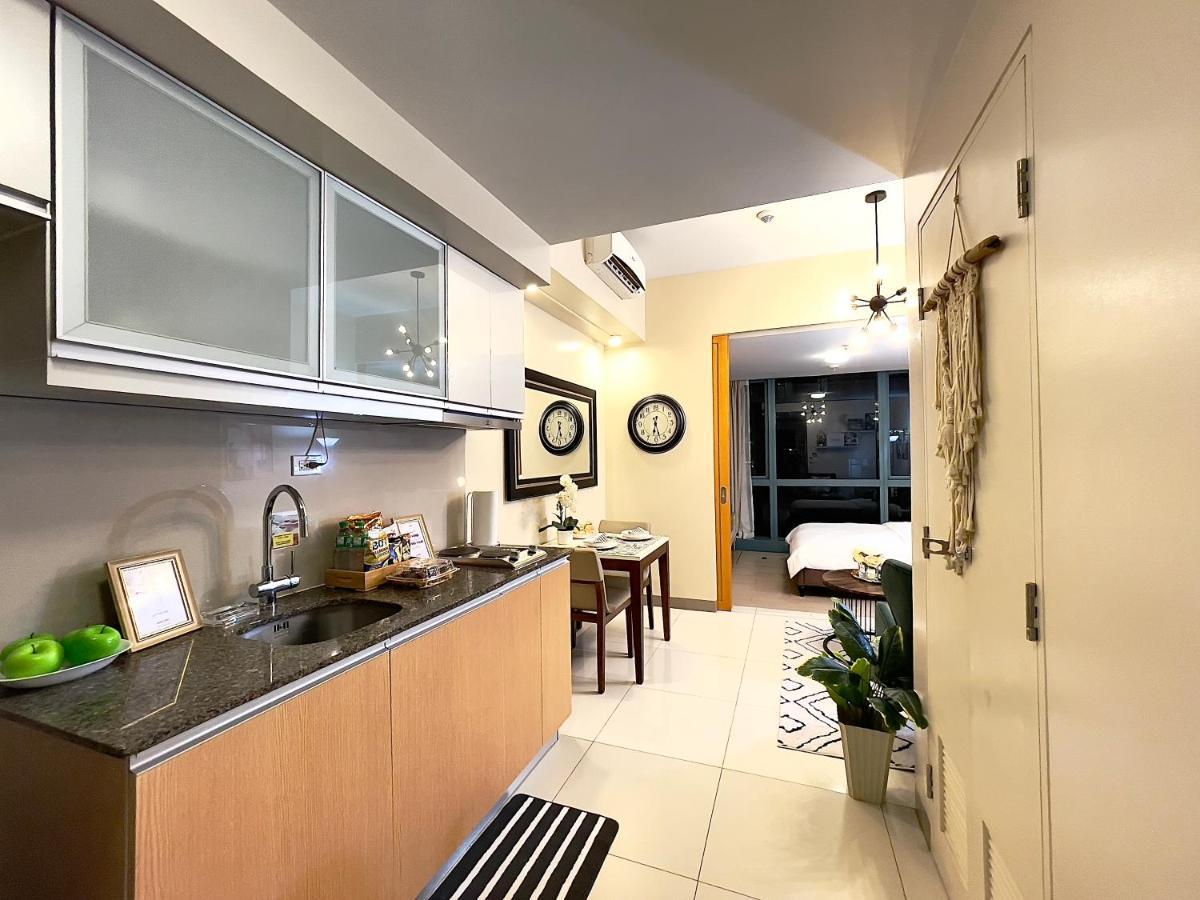 Angeliz Suites: Uptown Bgc *