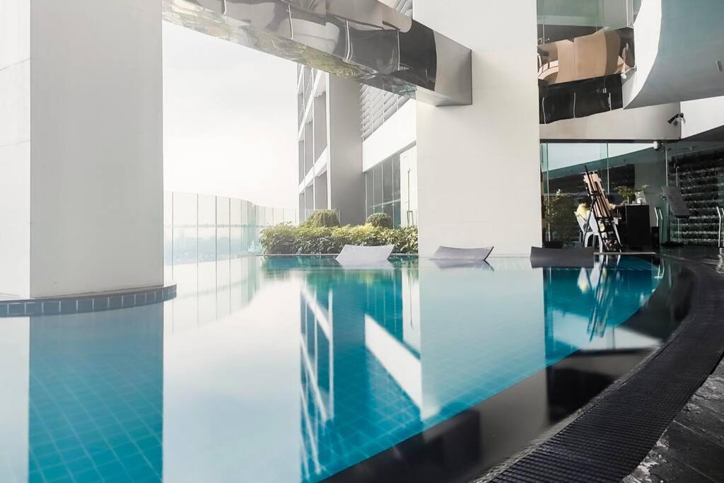 Apartment Gramercy Residences Sunset View 1 Bedroom Flat *