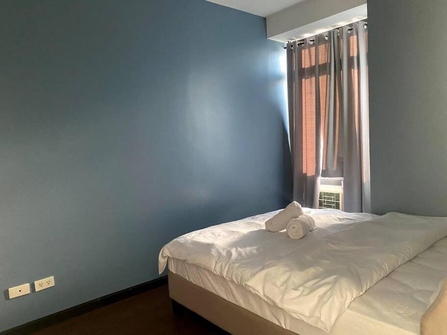 Gramercy Residences Sunset View 1 Bedroom Flat Apartment Manila