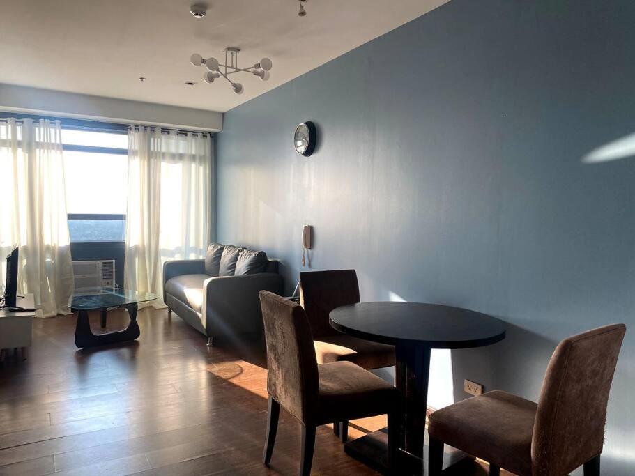 Apartment Gramercy Residences Sunset View 1 Bedroom Flat *