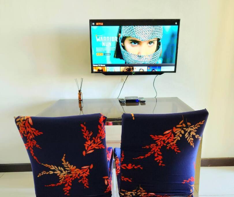 Stunning 1 Bedroom Bay View Flat With Spacious Balcony Manila