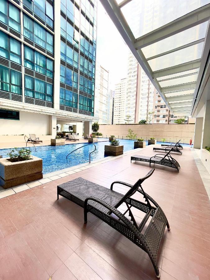 Apartment Angeliz Suites: Uptown Bgc *