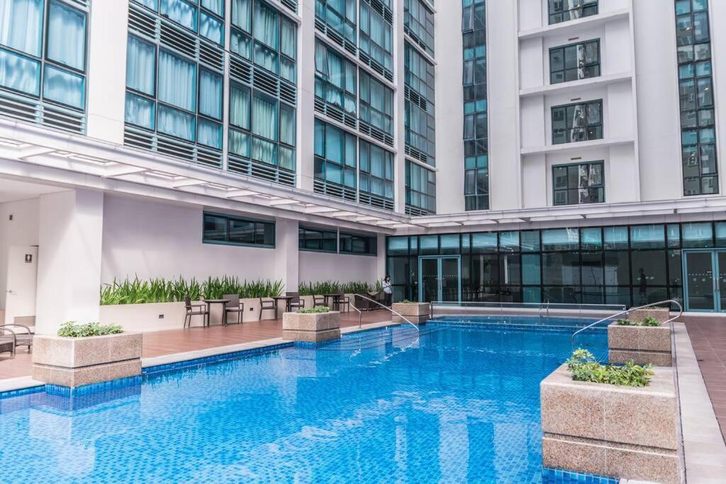 Apartment Angeliz Suites: Uptown Bgc *