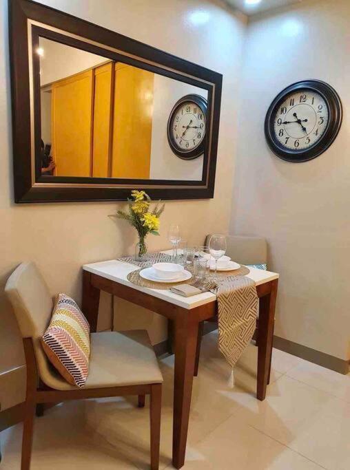 Angeliz Suites: Uptown Bgc