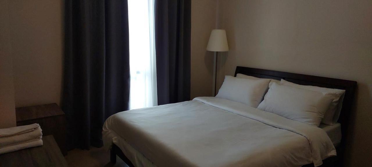 81 Newport,naia 3,pasay Condotel * Manila