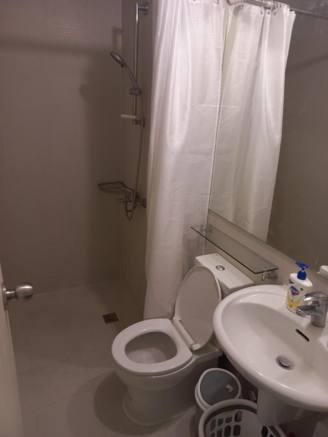 Azure Urban Staycation Bah 337 Unli Wifi 24 Hrs Check In No Security Deposit Hygeinic View Manila