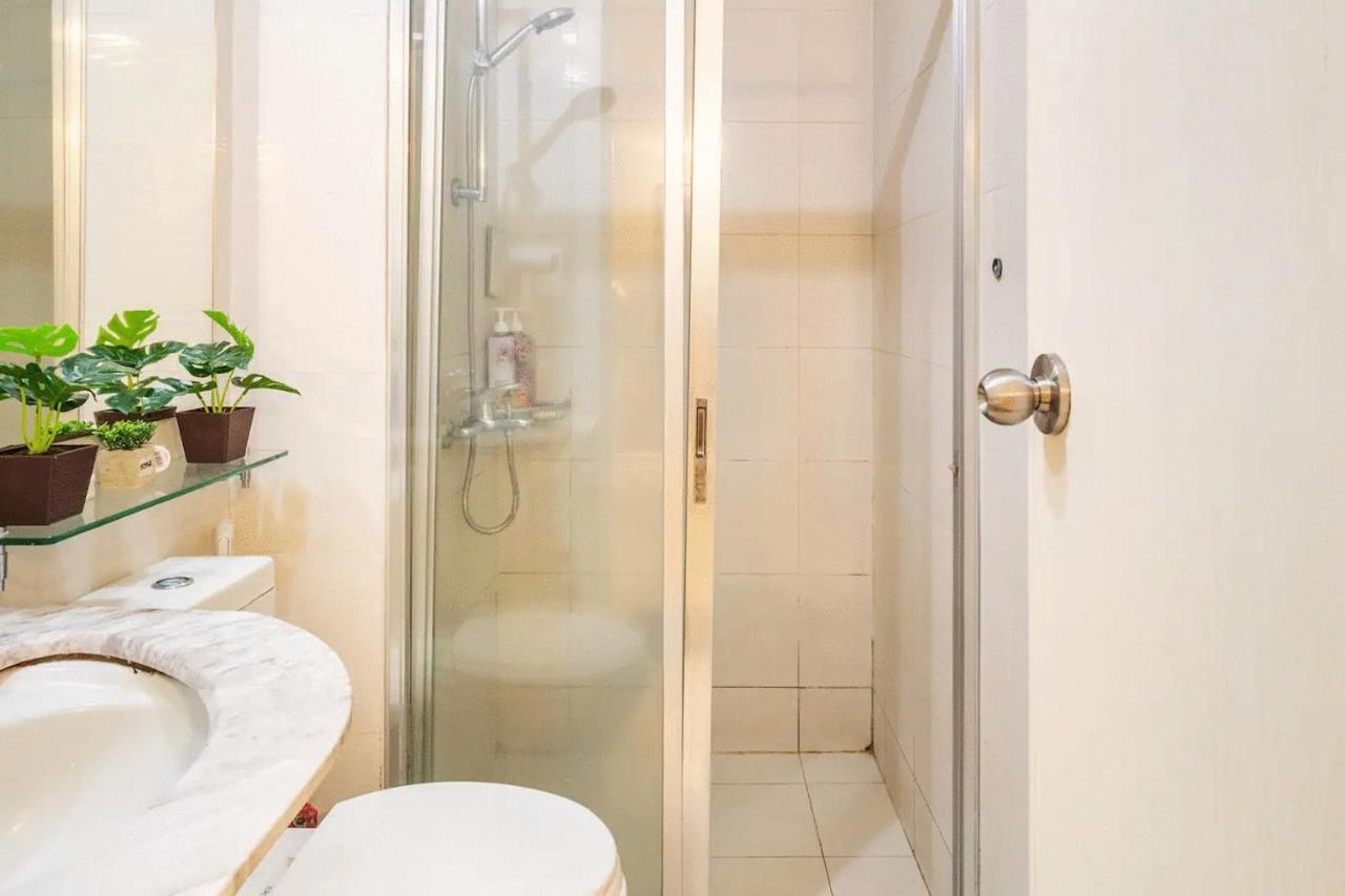 Adam's Crib 2br By Azure Residences Near Airport Apartment *