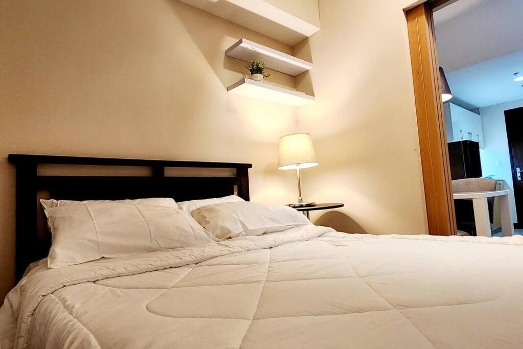 Casa Antonio At Uptown Parksuites Tower One Bgc