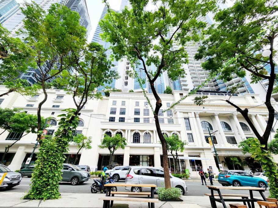 Casa Antonio At Uptown Parksuites Tower One Bgc