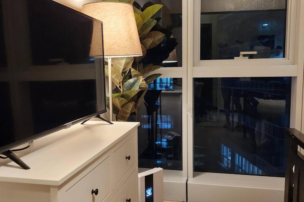 Apartment Casa Antonio At Uptown Parksuites Tower One Bgc *