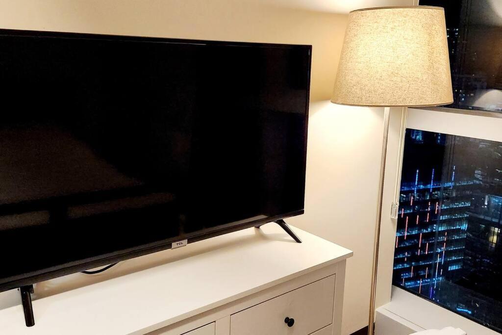 Casa Antonio At Uptown Parksuites Tower One Bgc