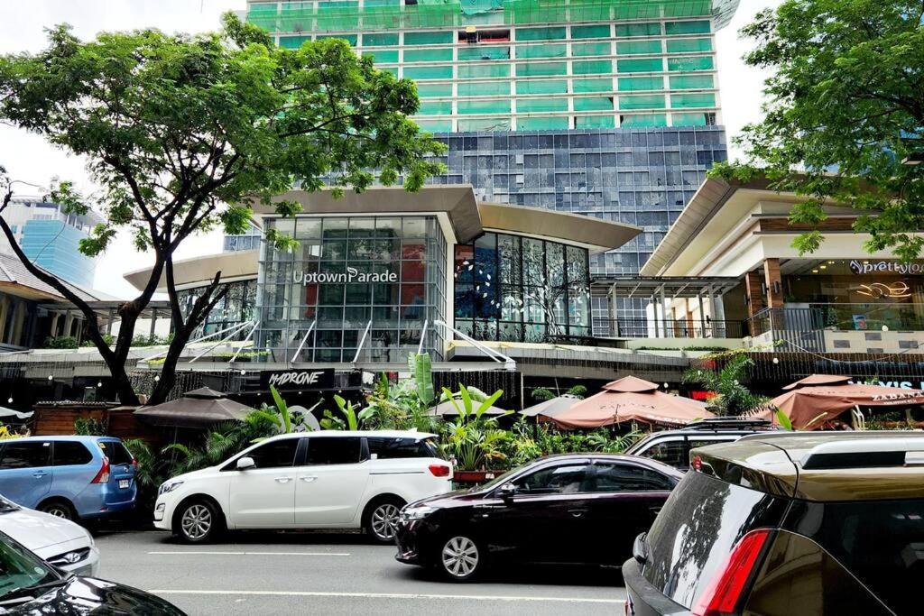 Casa Antonio At Uptown Parksuites Tower One Bgc Manila