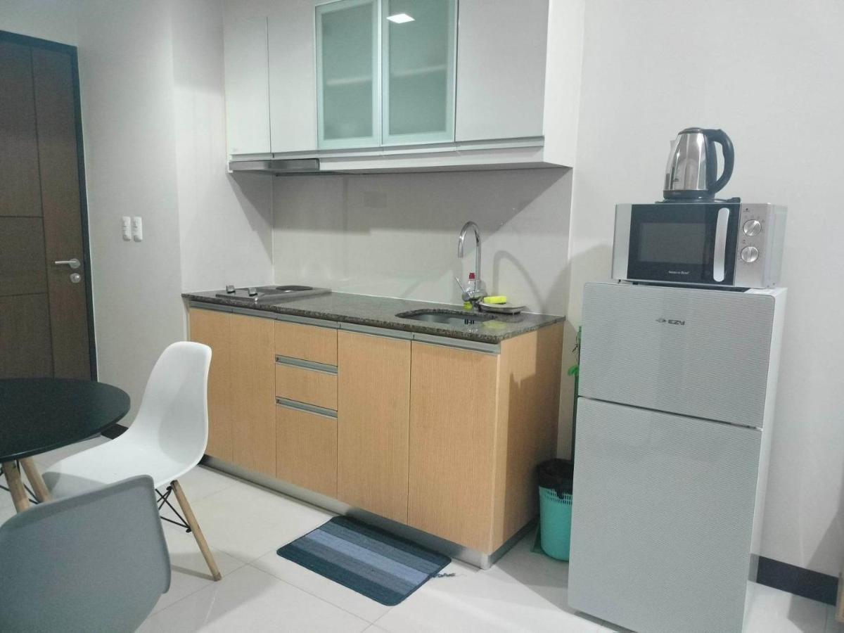 101 Newport Boulevard Near Naia Terminal 3 * Manila