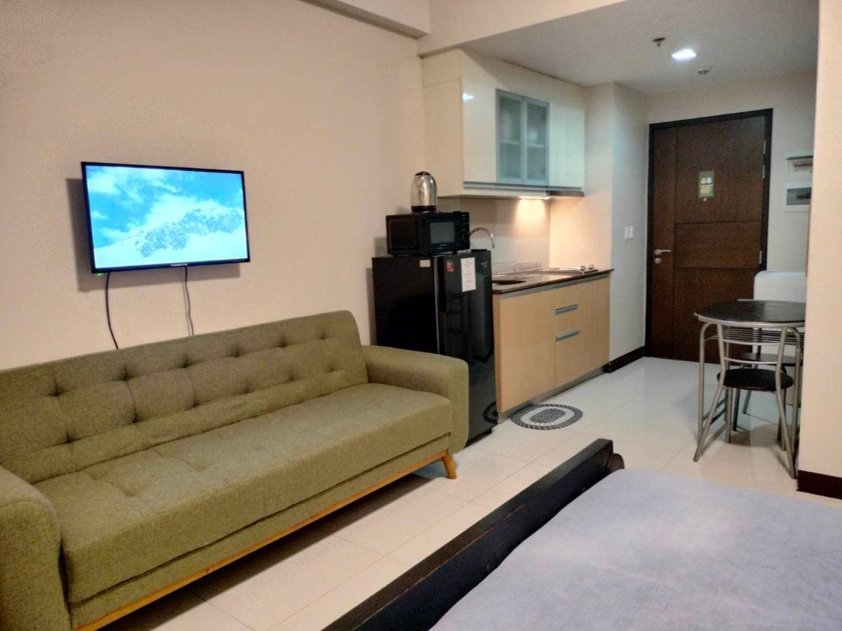 Apartment 101 Newport Boulevard Near Naia Terminal 3 Manila