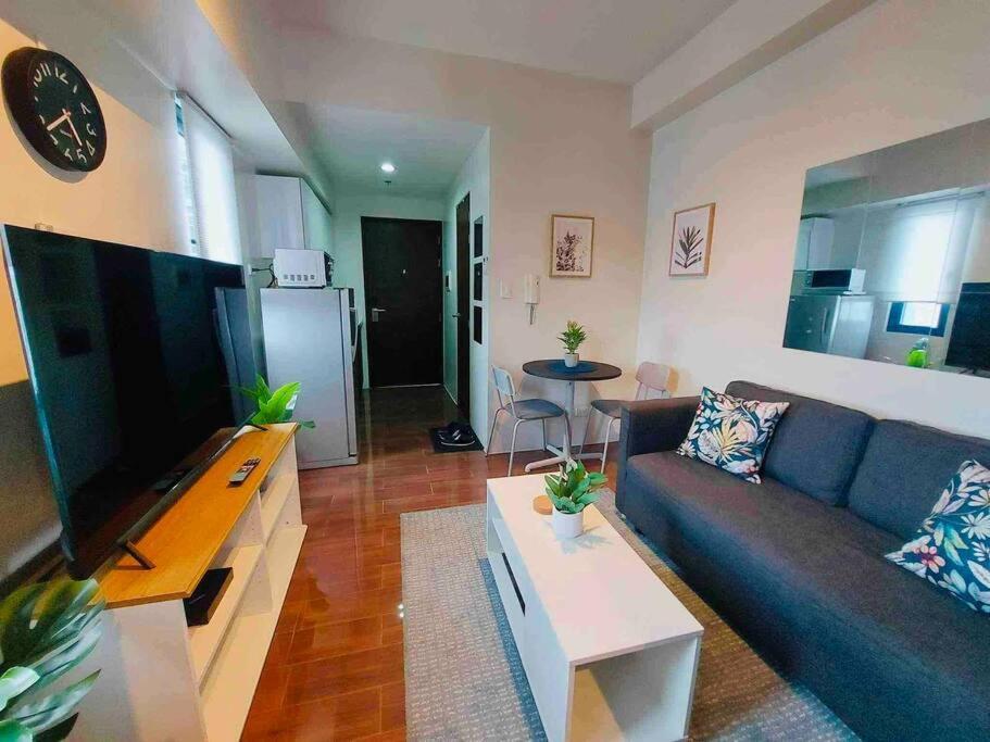 Air Residences Makati - Fully Furnished With Skyline Views!