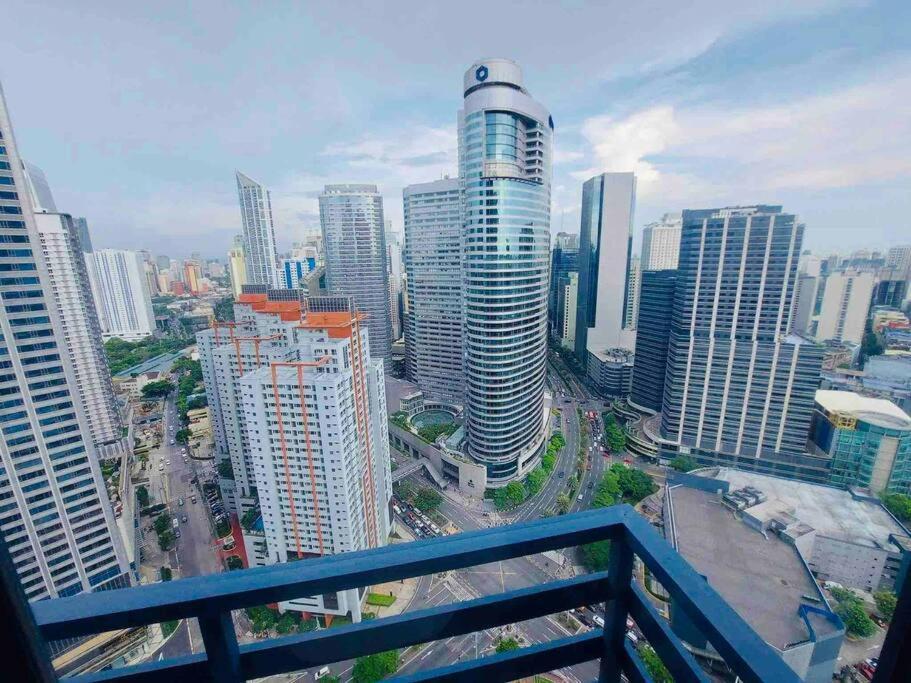 Air Residences Makati - Fully Furnished With Skyline Views!