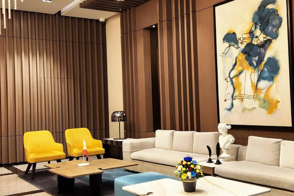 Apartamento Casa Antonio At Uptown Parksuites Two