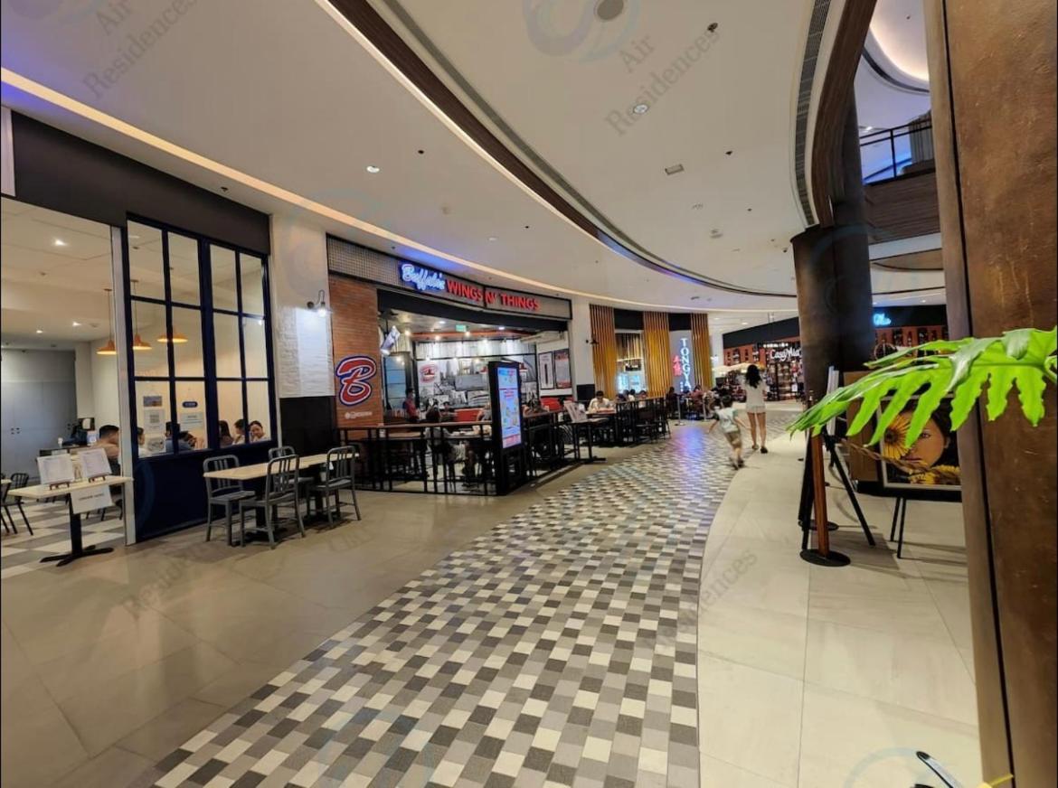In Air Residences Makati Wifi Netflix Disney, Pool & Mall Manila