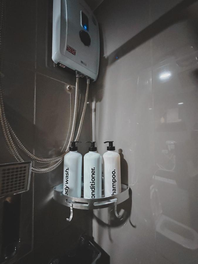 In Air Residences Makati Wifi Netflix Disney, Pool & Mall
