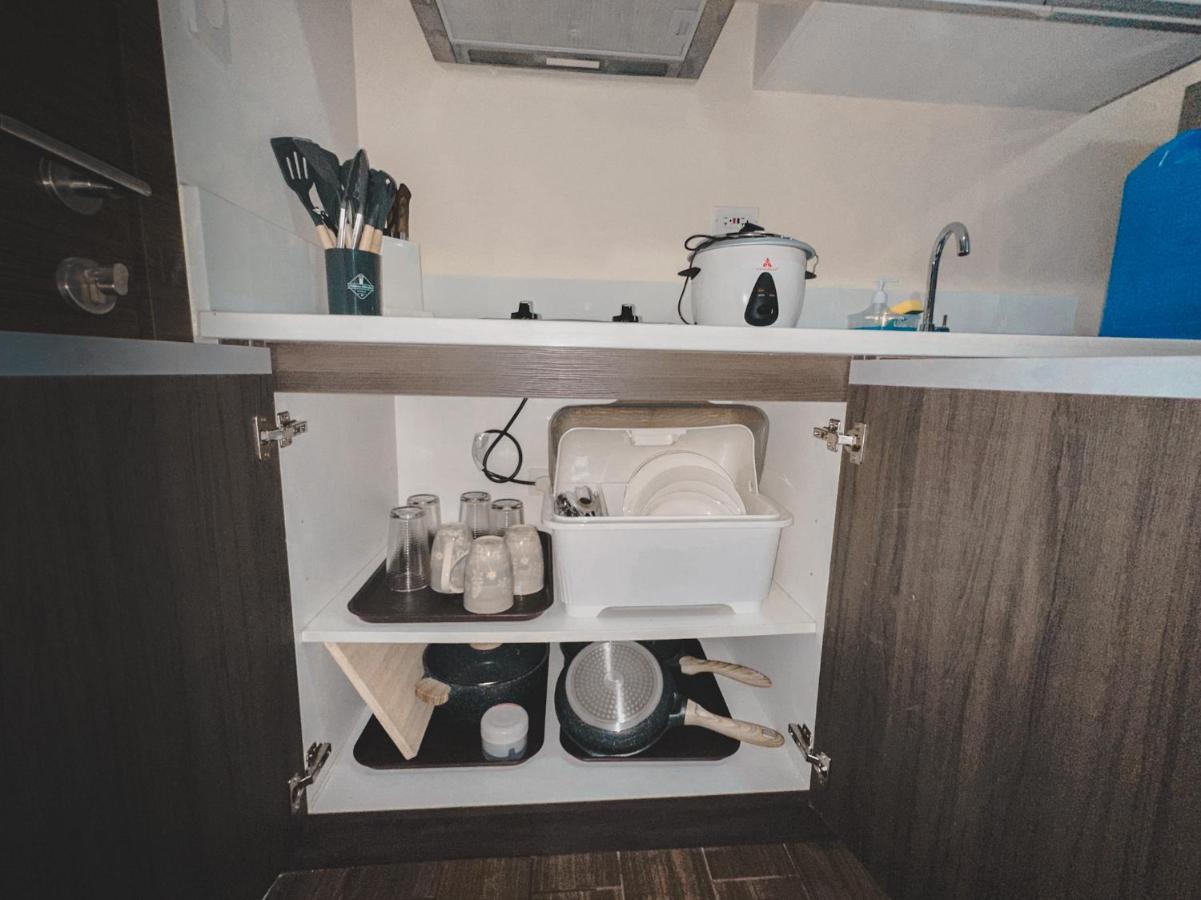 In Air Residences Makati Wifi Netflix Disney, Pool & Mall Apartment *