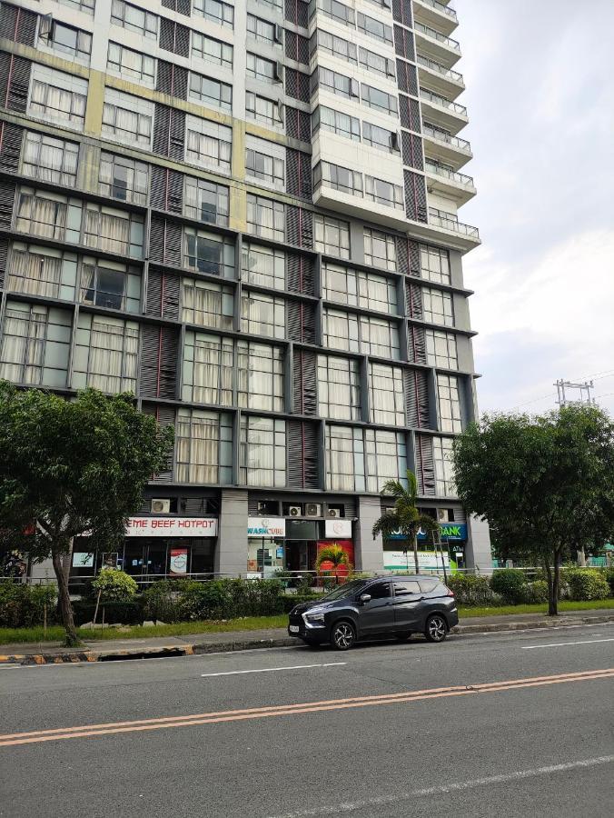 Sea Residences 5mins Walk To Sm Moa, Arena, Smx, 55