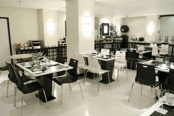 G By Waterfront Hotel 3*