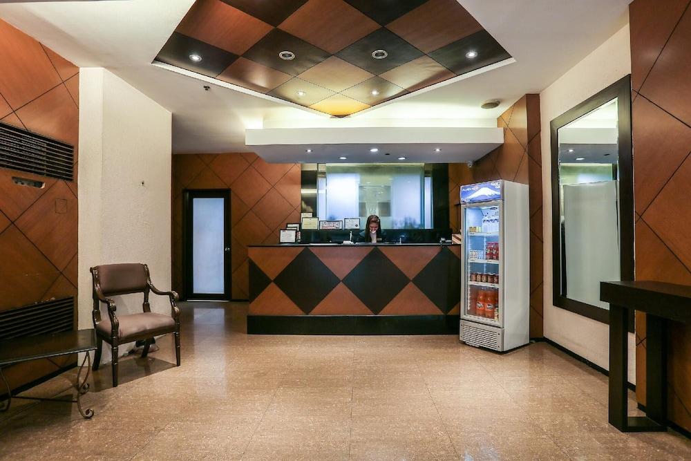 Paragon Tower Hotel 2*