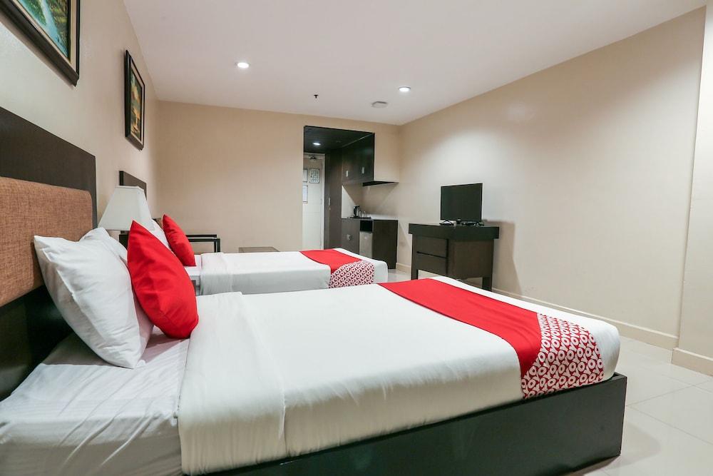 Paragon Tower Hotel 2*